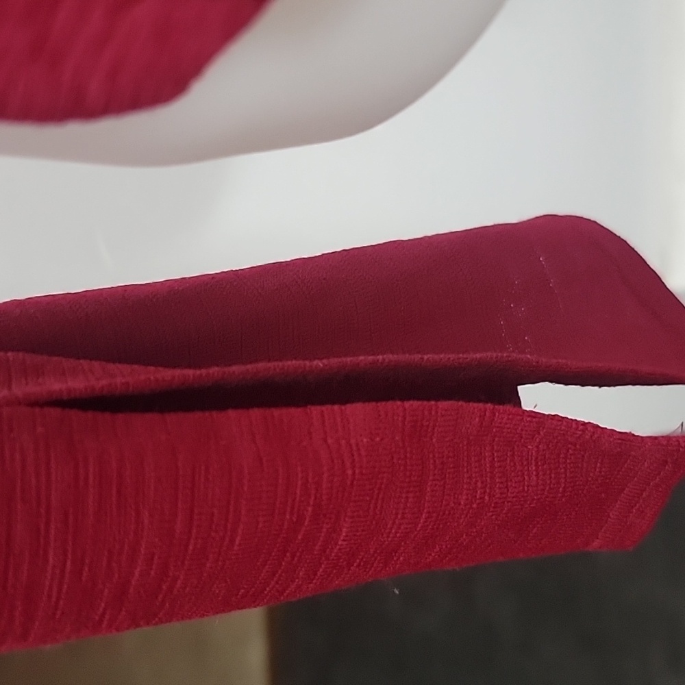Red Top - Picture 6 of 6